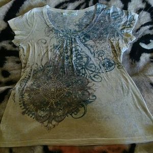 🎸 Maurices Swirl Print T-Shirt w/ Rhinestones🎸